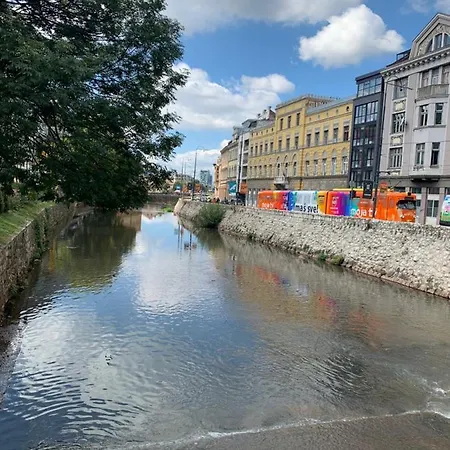 Franca-free Parking דירה סראייבו