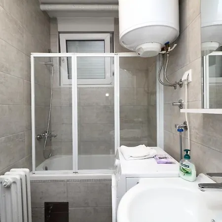 Franca-free Parking *